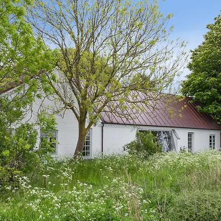 Petersminde Bed & Breakfast Horslunde